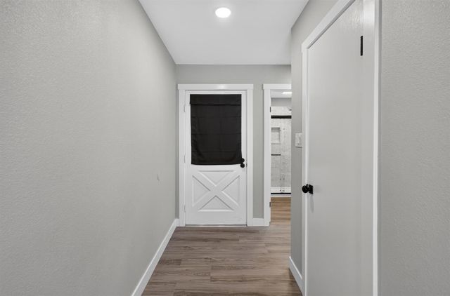 10102 Crawford Way, Sacramento, CA 95827