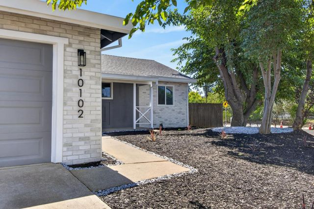 10102 Crawford Way, Sacramento, CA 95827