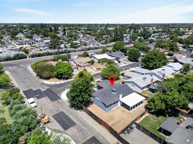 10102 Crawford Way, Sacramento, CA 95827
