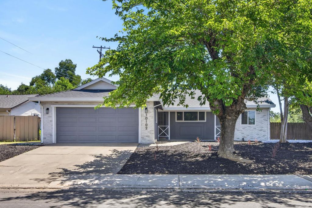 10102 Crawford Way, Sacramento, CA 95827