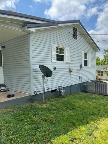 309 Central Avenue, Marble Hill, MO 63764