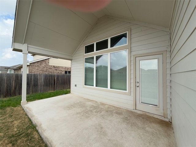 18300 Emu LN, Manor, TX 78653