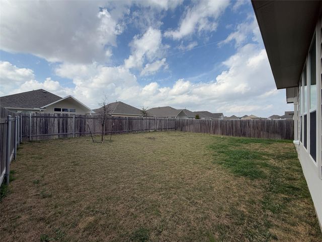 18300 Emu LN, Manor, TX 78653
