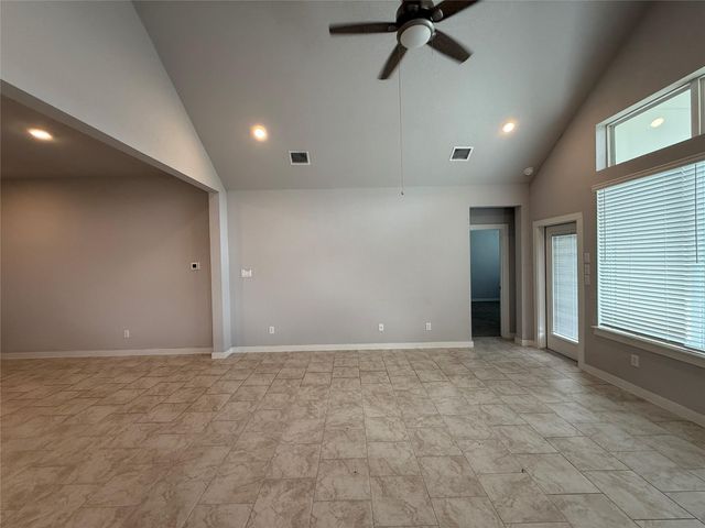 18300 Emu LN, Manor, TX 78653