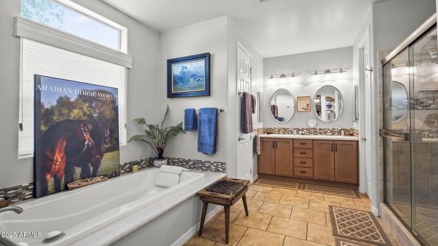 3155 W Elephant Head Road, Amado, AZ 85645