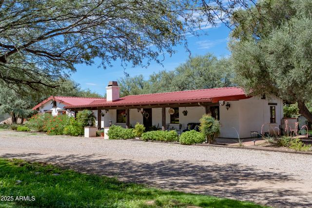 3155 W Elephant Head Road, Amado, AZ 85645