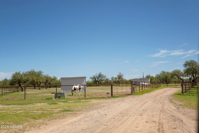 3155 W Elephant Head Road, Amado, AZ 85645