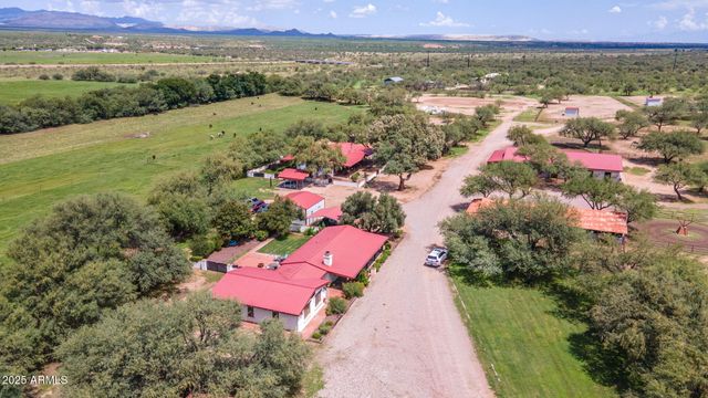 3155 W Elephant Head Road, Amado, AZ 85645