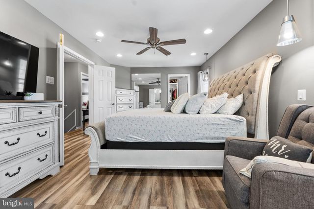 1735 CANAL RUN DR, Point Of Rocks, MD 21777