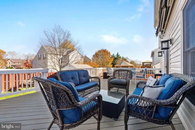 1735 CANAL RUN DR, Point Of Rocks, MD 21777