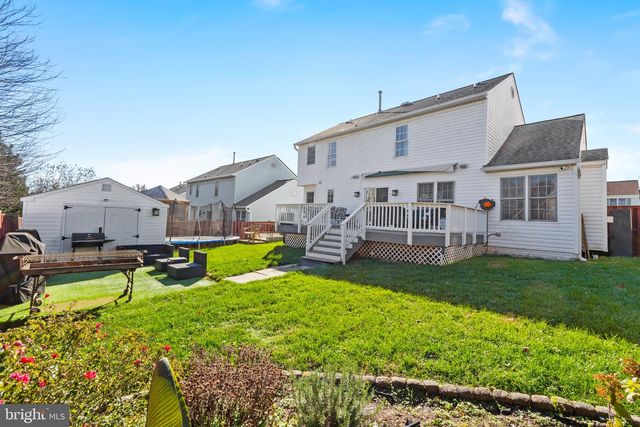 1735 CANAL RUN DR, Point Of Rocks, MD 21777