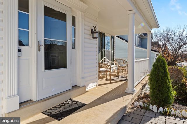 1735 CANAL RUN DR, Point Of Rocks, MD 21777