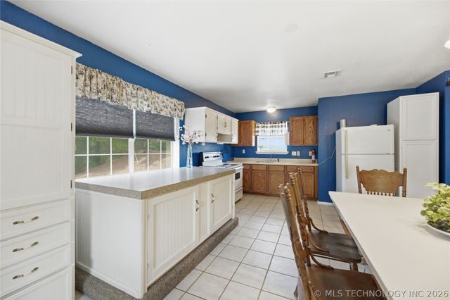 15031 S 4150 Road, Claremore, OK 74017