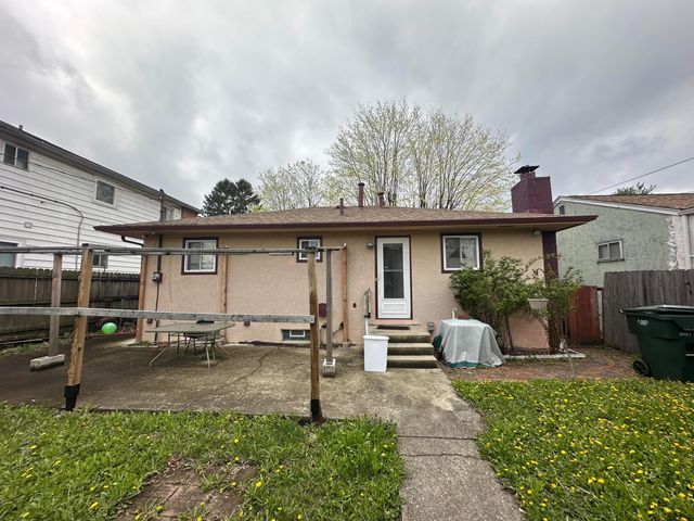 892 Ruby Avenue, Columbus, OH 43227