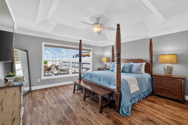 562 AVECILLA DRIVE, The Villages, FL 32162