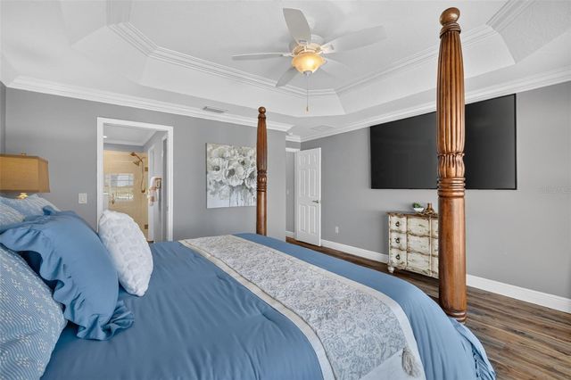 562 AVECILLA DRIVE, The Villages, FL 32162