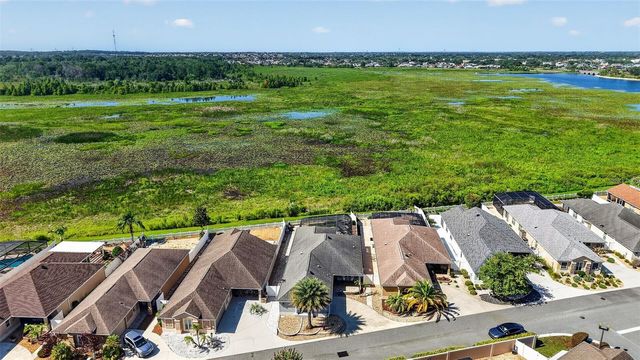 562 AVECILLA DRIVE, The Villages, FL 32162