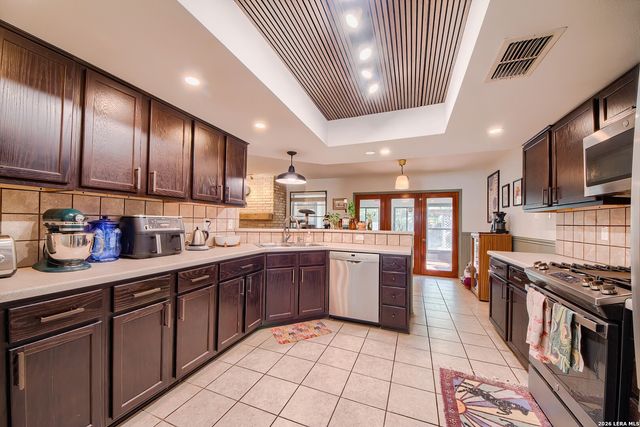 8222 Dawnwood, San Antonio, TX 78250