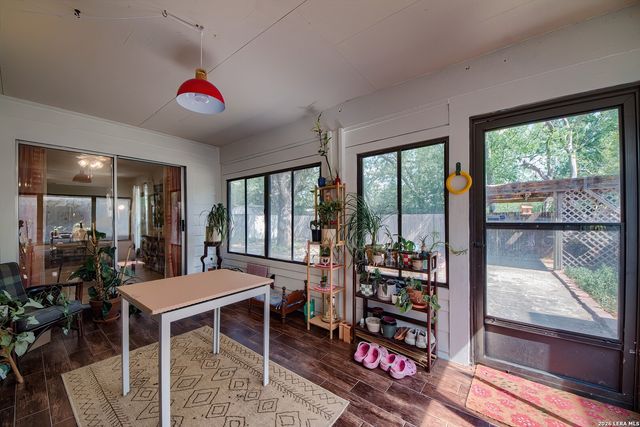 8222 Dawnwood, San Antonio, TX 78250