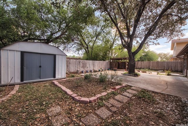 8222 Dawnwood, San Antonio, TX 78250