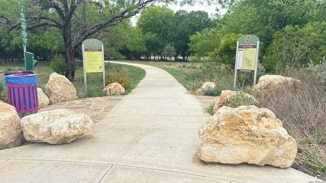 8222 Dawnwood, San Antonio, TX 78250