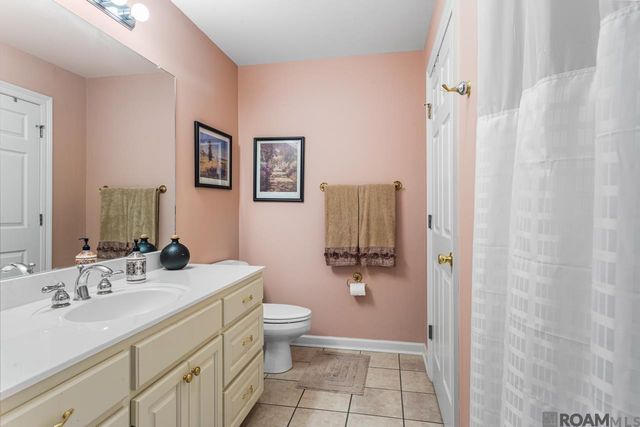 31719 River Pines Dr, Springfield, LA 70462