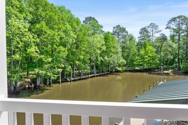 31719 River Pines Dr, Springfield, LA 70462