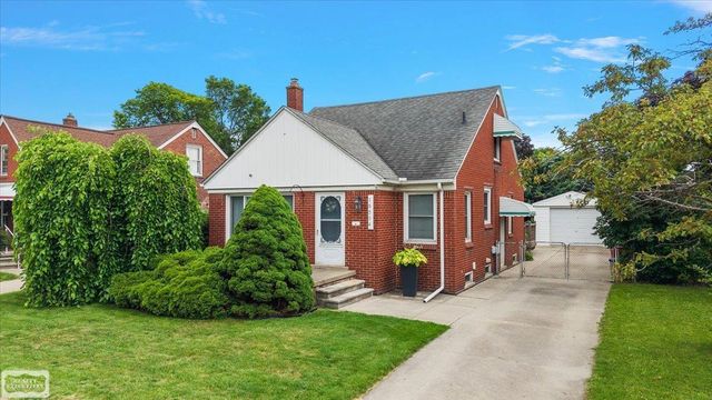 16504 Toepfer Drive, Eastpointe, MI 48021