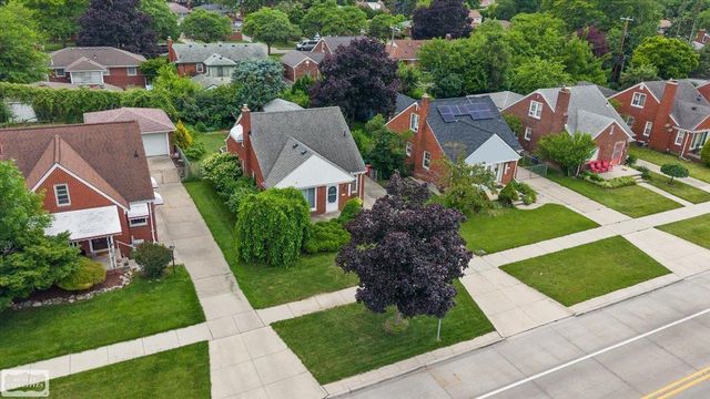 16504 Toepfer Drive, Eastpointe, MI 48021