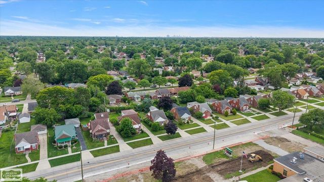16504 Toepfer Drive, Eastpointe, MI 48021