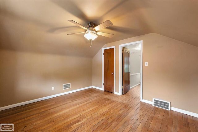 16504 Toepfer Drive, Eastpointe, MI 48021