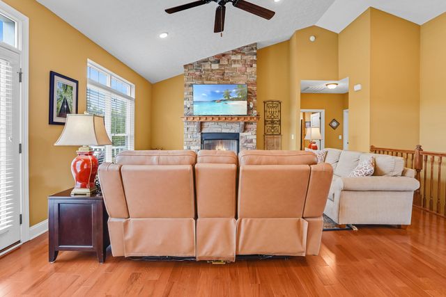 191 Pine Watch CIR, Moneta, VA 24121