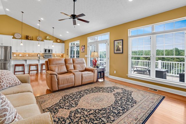 191 Pine Watch CIR, Moneta, VA 24121