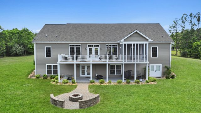 191 Pine Watch CIR, Moneta, VA 24121