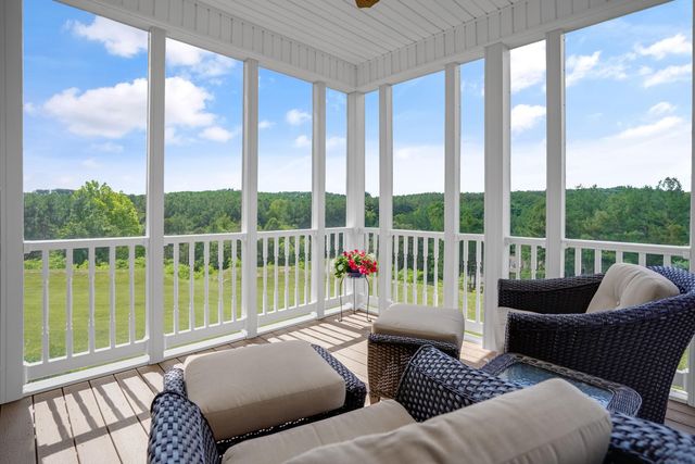 191 Pine Watch CIR, Moneta, VA 24121