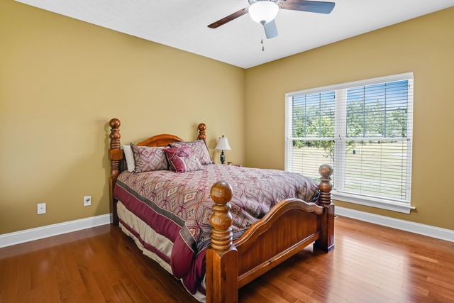 191 Pine Watch CIR, Moneta, VA 24121