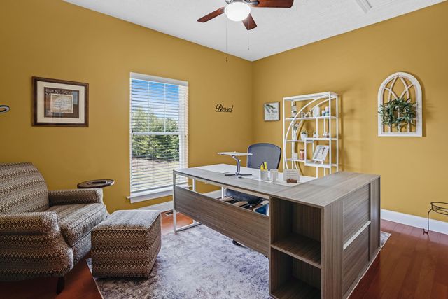 191 Pine Watch CIR, Moneta, VA 24121