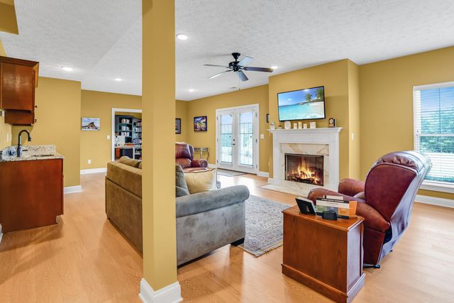 191 Pine Watch CIR, Moneta, VA 24121