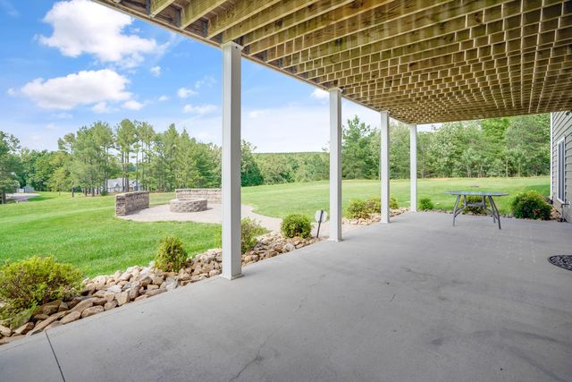 191 Pine Watch CIR, Moneta, VA 24121
