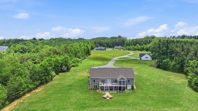 191 Pine Watch CIR, Moneta, VA 24121