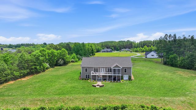 191 Pine Watch CIR, Moneta, VA 24121