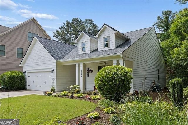 1725 Grand Oaks Drive, Woodstock, GA 30188