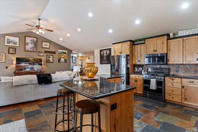 3645 W AUGUSTA DR, Syracuse, UT 84075