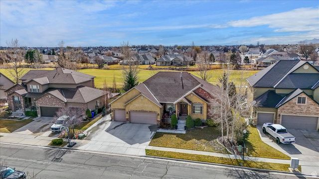 3645 W AUGUSTA DR, Syracuse, UT 84075