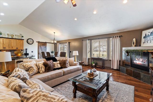 3645 W AUGUSTA DR, Syracuse, UT 84075