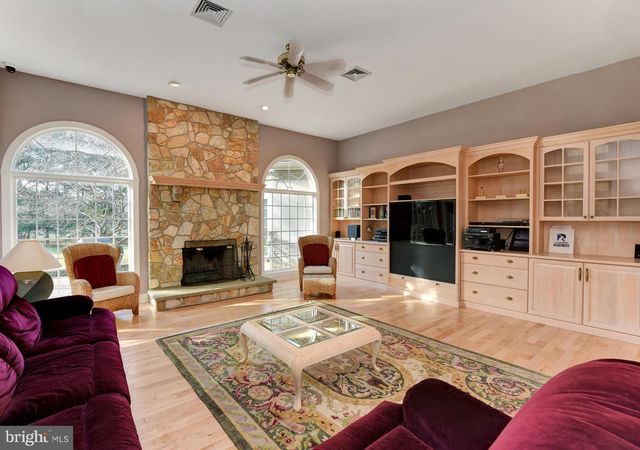 3919 CROSSWICKS HAMILTON SQ RD, Robbinsville, NJ 08691