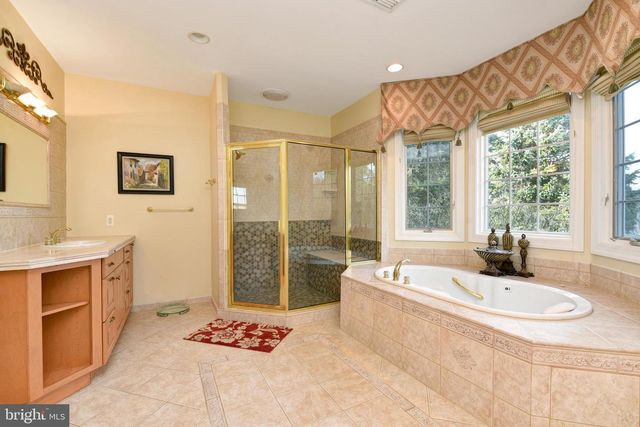 3919 CROSSWICKS HAMILTON SQ RD, Robbinsville, NJ 08691