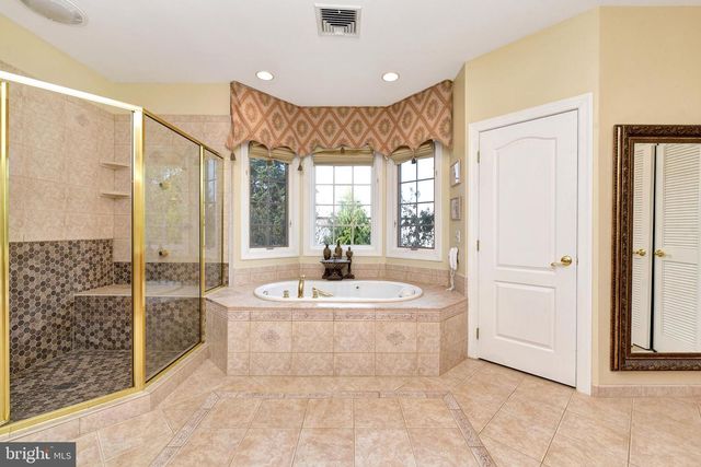 3919 CROSSWICKS HAMILTON SQ RD, Robbinsville, NJ 08691