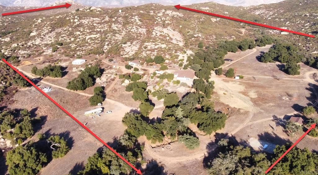 24352 Featherstone Canyon Rd, Lakeside, CA 92040