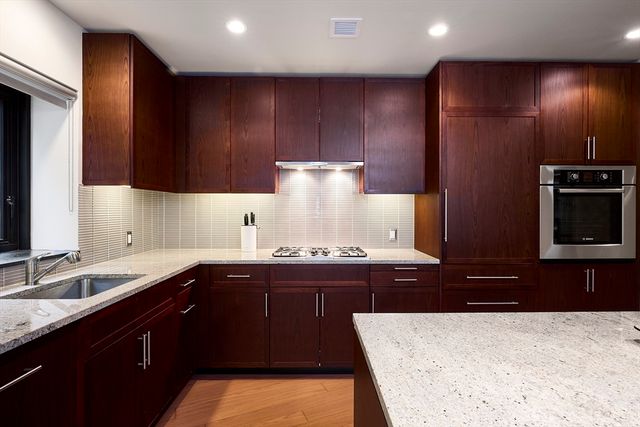 580 Washington St 302, Boston, MA 02111